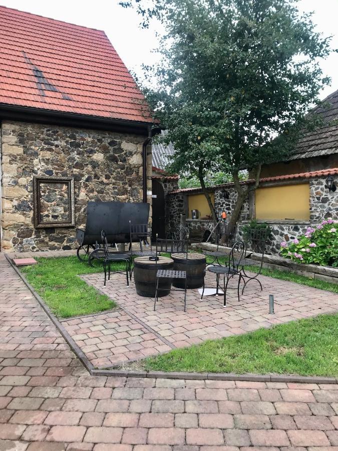 Penzion Hradecky Dvur Plzen Ngoại thất bức ảnh